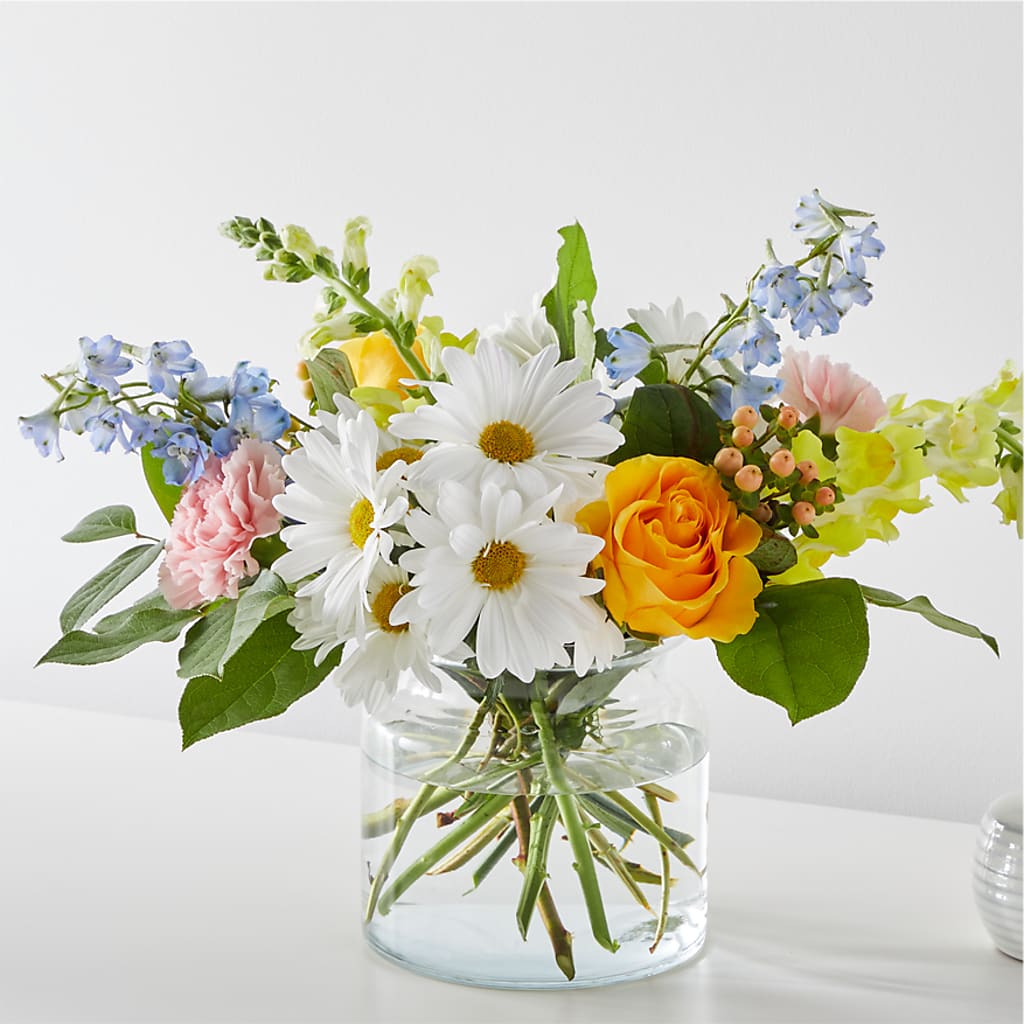 Sun Salutation Bouquet – MC SHANES FLORIST & GREENHOUSE INC, Belle Vernon PA