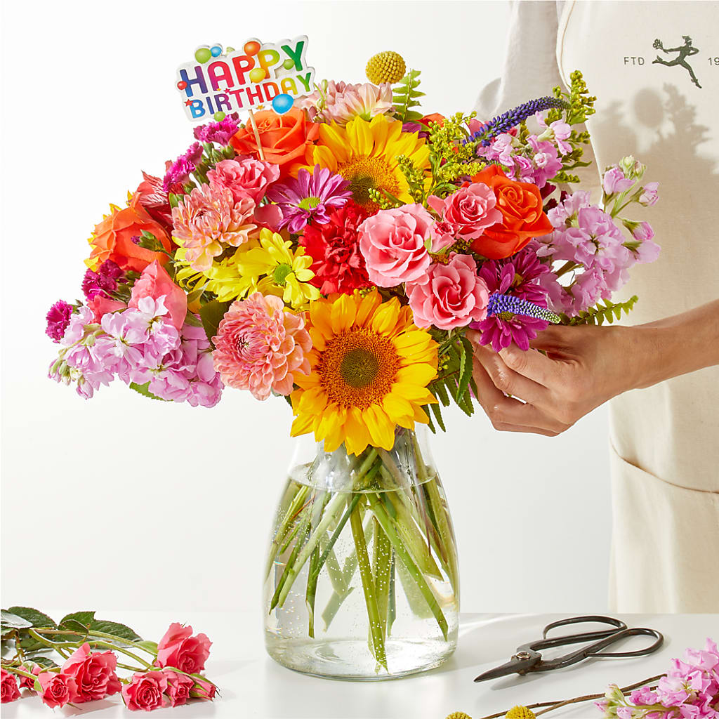 Cue the Confetti - A Florist Original – MC SHANES FLORIST & GREENHOUSE INC, Belle Vernon PA