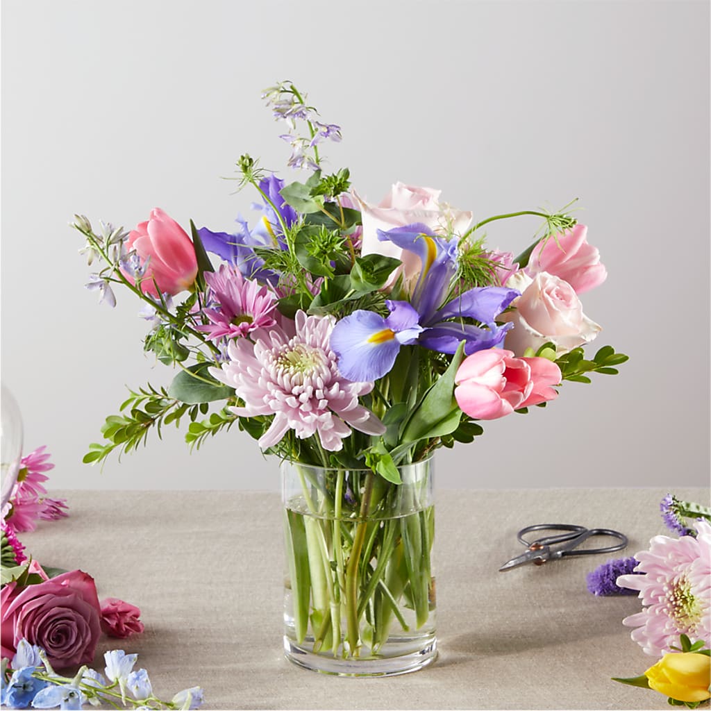 Pastel Tradition - A Florist Original – MC SHANES FLORIST & GREENHOUSE INC, Belle Vernon PA