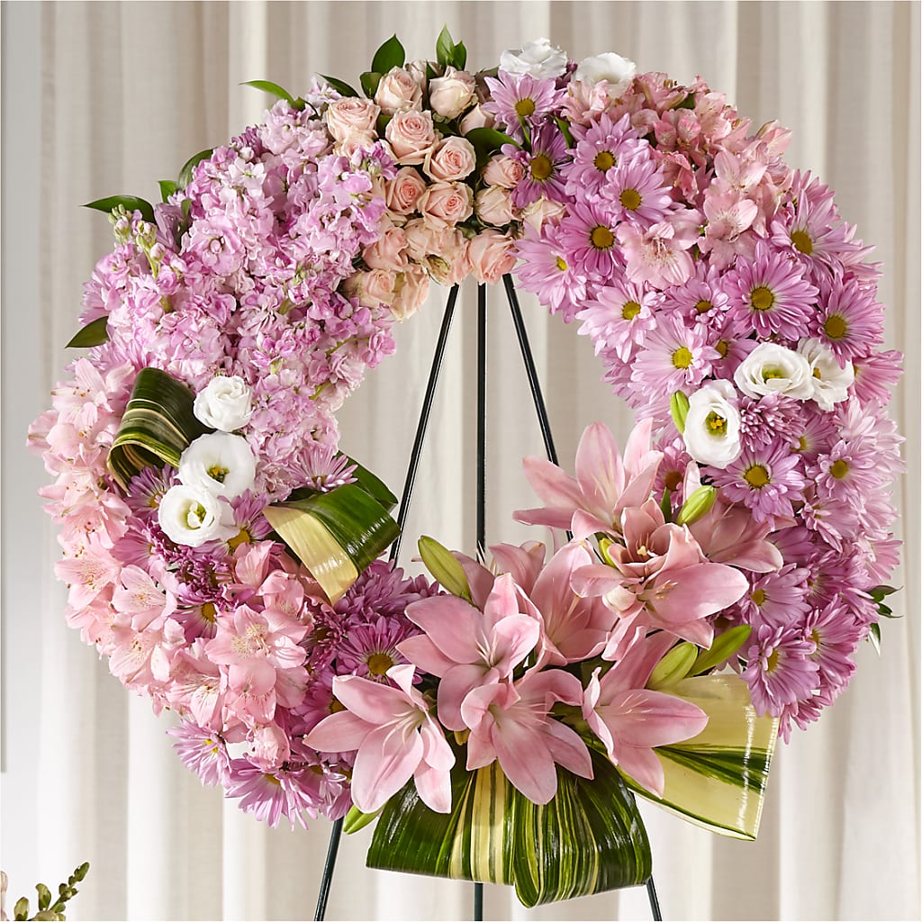 Gift of Warmth Wreath – MC SHANES FLORIST & GREENHOUSE INC, Belle Vernon PA