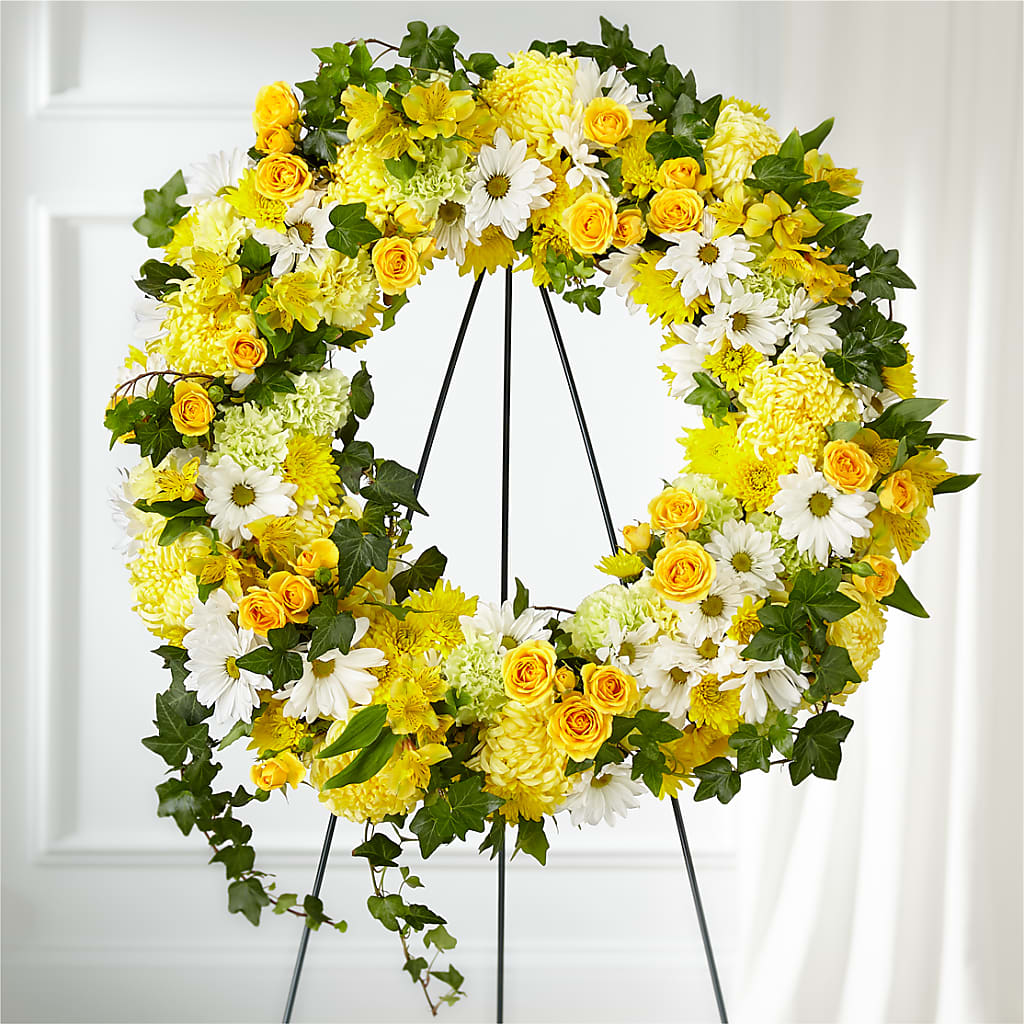 Golden Remembrance Wreath – MC SHANES FLORIST & GREENHOUSE INC, Belle Vernon PA
