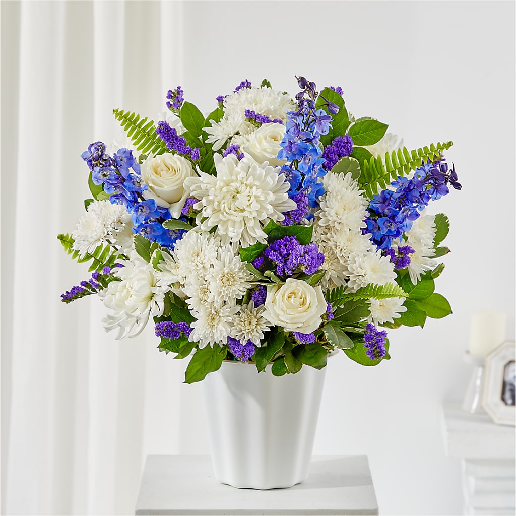 Hold Dear Tabletop Basket – MC SHANES FLORIST & GREENHOUSE INC, Belle Vernon PA