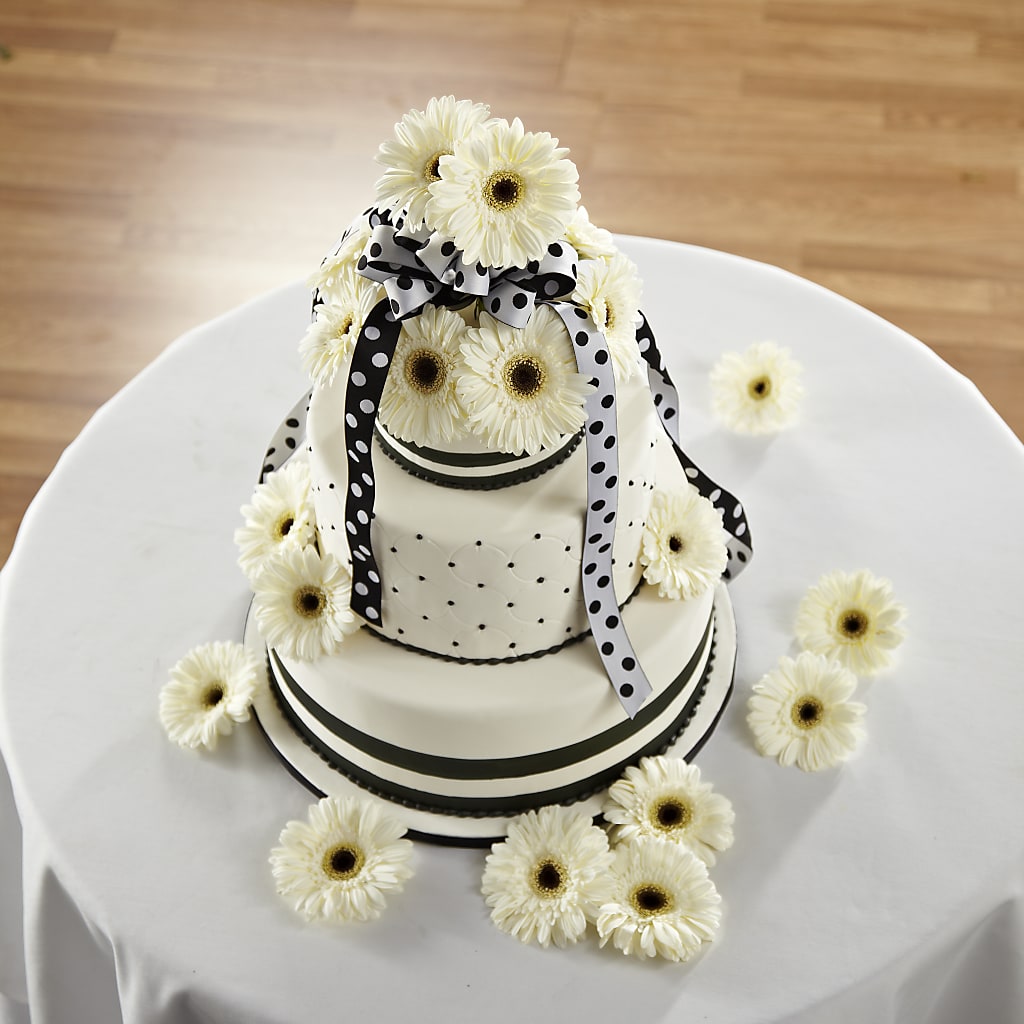 Simple Sophistication Cake Décor – MC SHANES FLORIST & GREENHOUSE INC, Belle Vernon PA