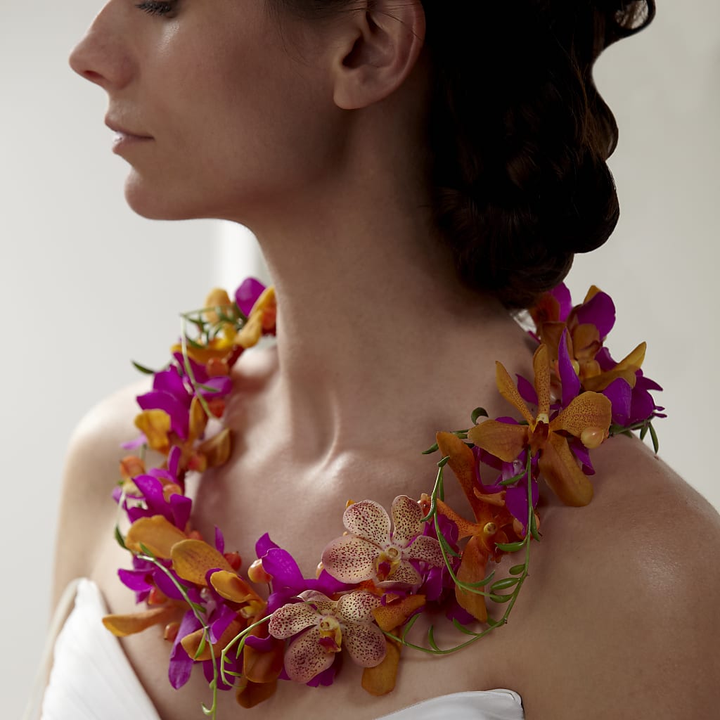 My Sweet Love Floral Necklace – MC SHANES FLORIST & GREENHOUSE INC, Belle Vernon PA