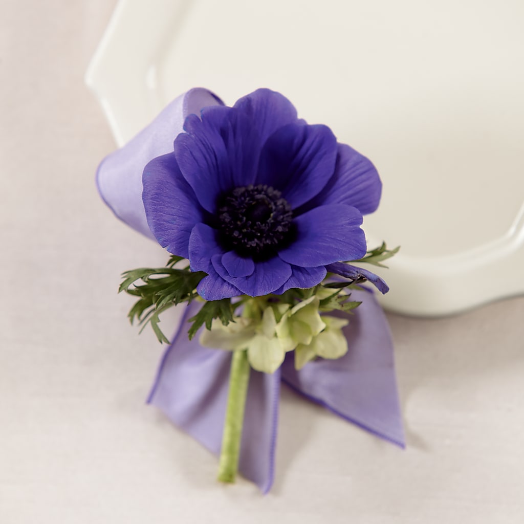 Purple Passion Boutonniere – MC SHANES FLORIST & GREENHOUSE INC, Belle Vernon PA