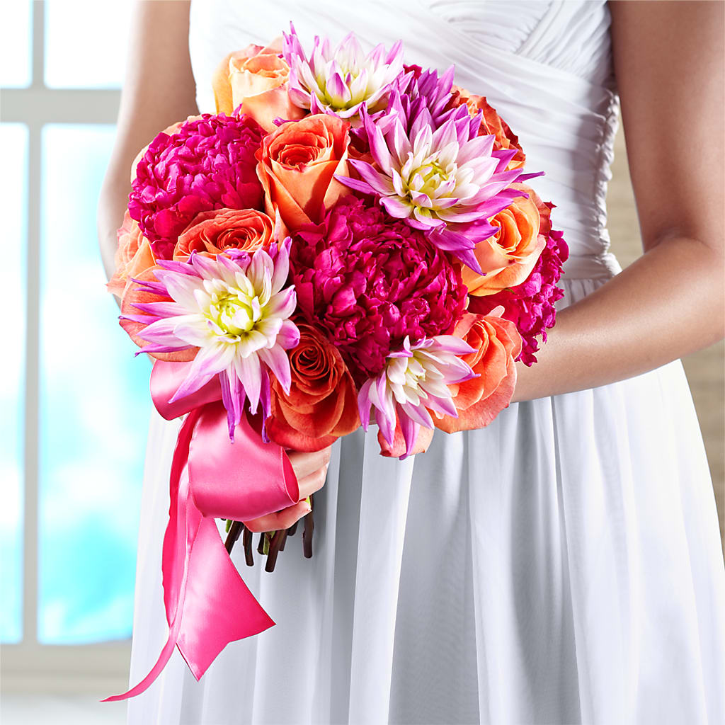 New Love Bouquet – MC SHANES FLORIST & GREENHOUSE INC, Belle Vernon PA