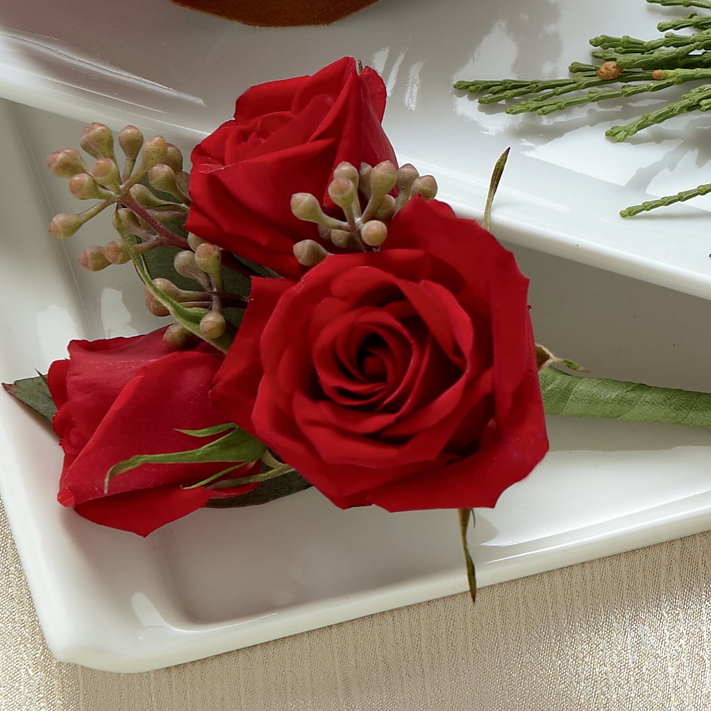 Red Spray Rose Boutonniere – MC SHANES FLORIST & GREENHOUSE INC, Belle Vernon PA