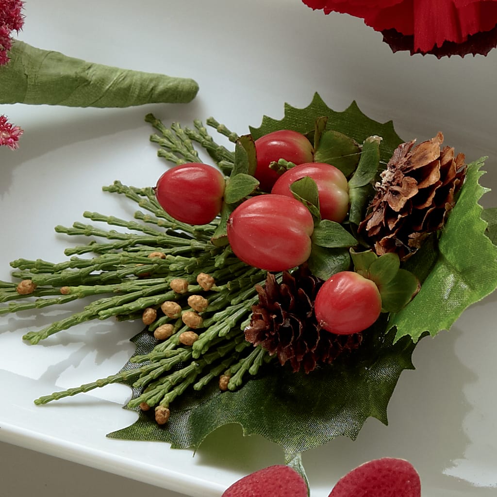 Red Berry Boutonniere – MC SHANES FLORIST & GREENHOUSE INC, Belle Vernon PA