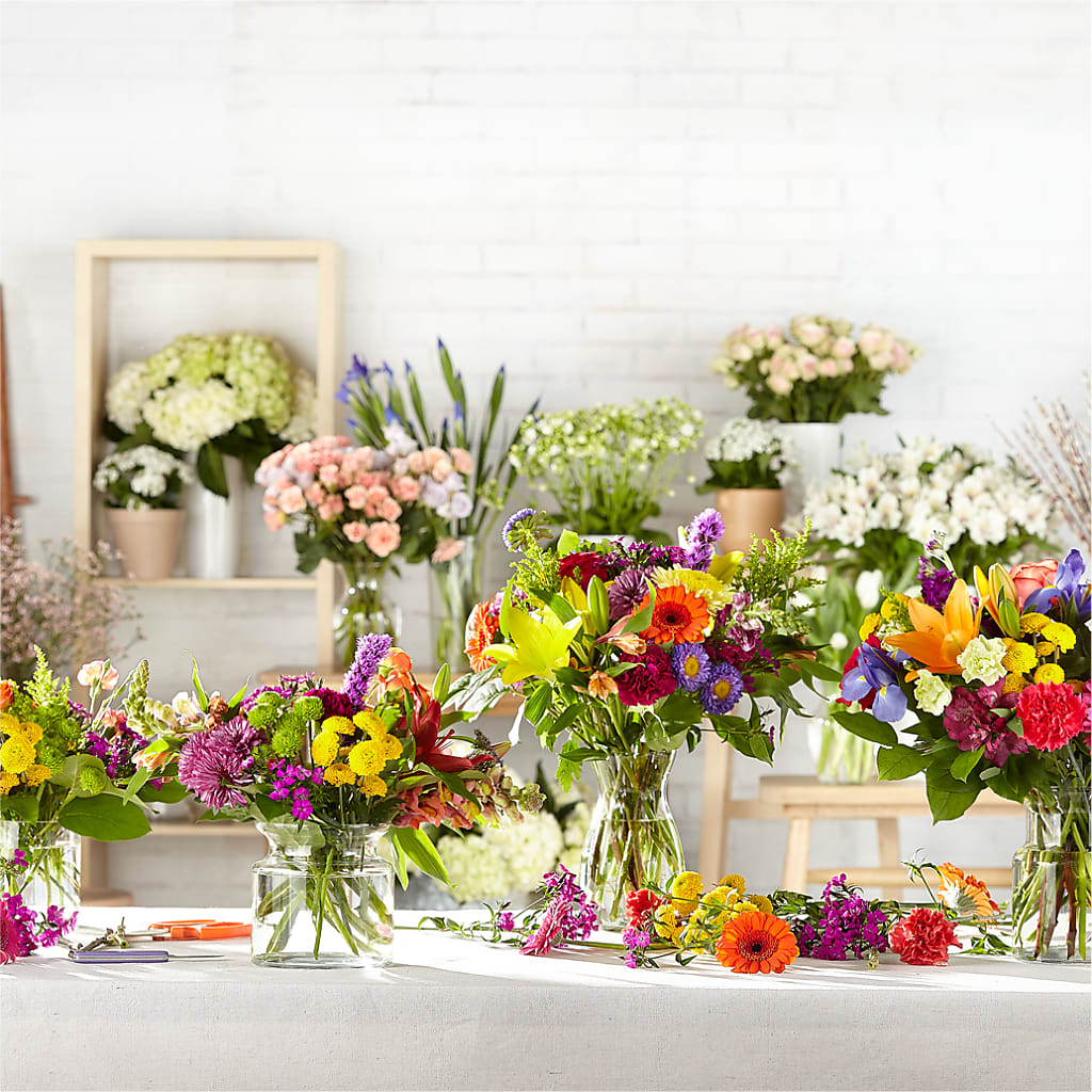 Bold & Bright – A Florist Original – MC SHANES FLORIST & GREENHOUSE INC, Belle Vernon PA