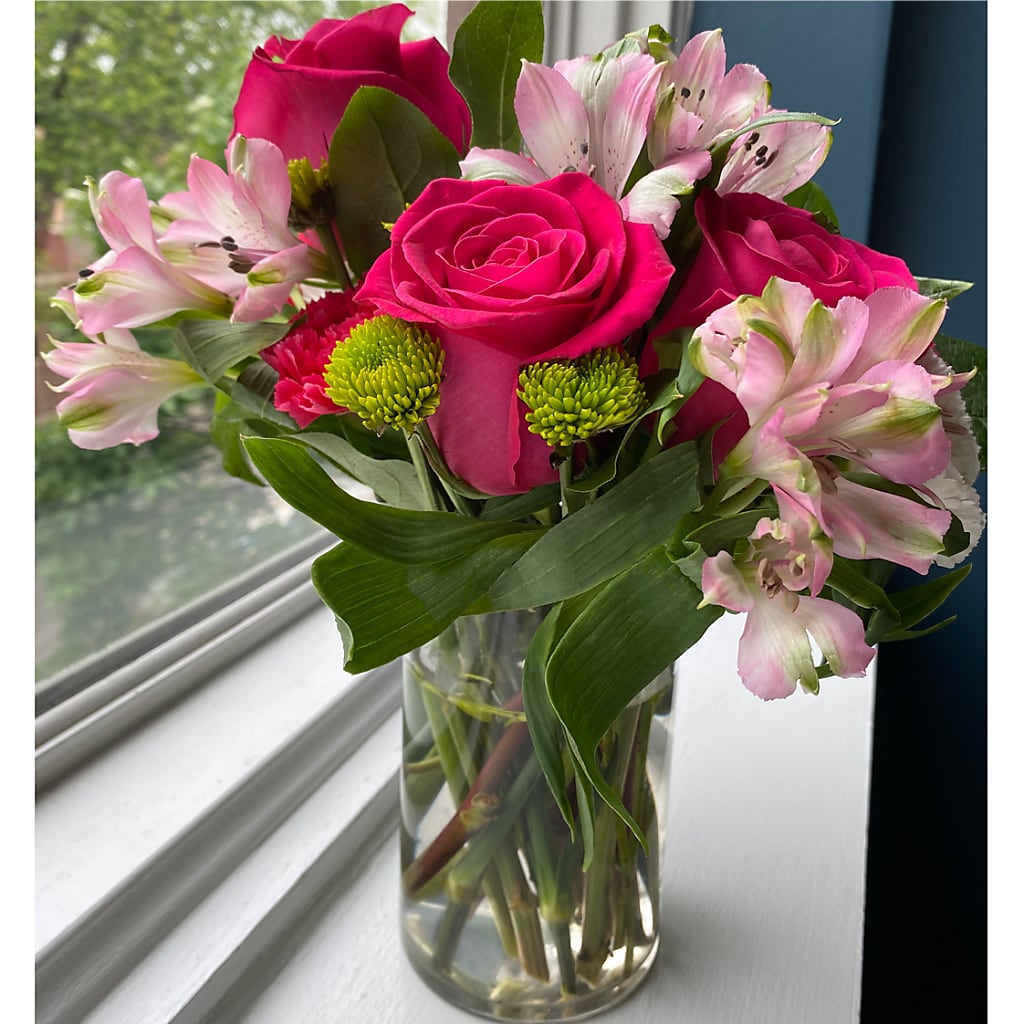 Sweet & Pretty Bouquet – MC SHANES FLORIST & GREENHOUSE INC, Belle Vernon PA
