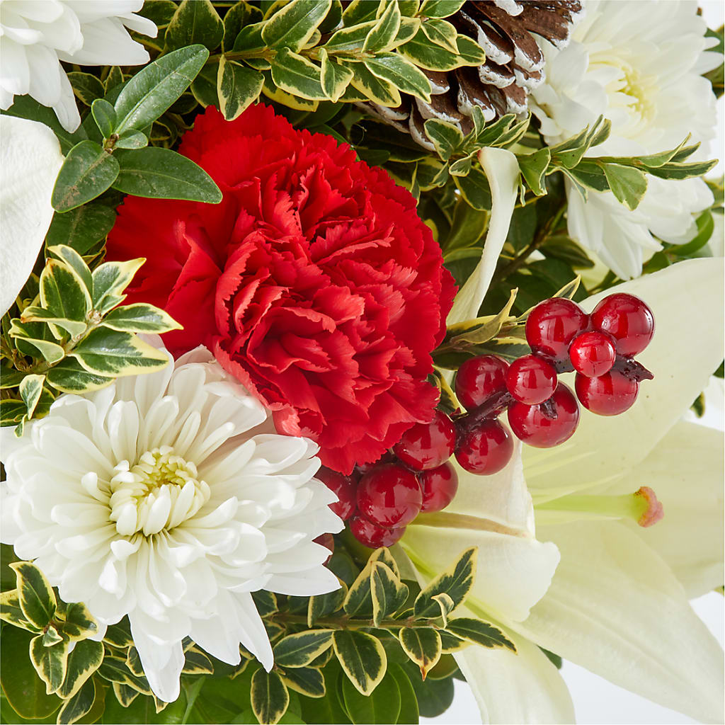 Festive Moments Tree – MC SHANES FLORIST & GREENHOUSE INC, Belle Vernon PA