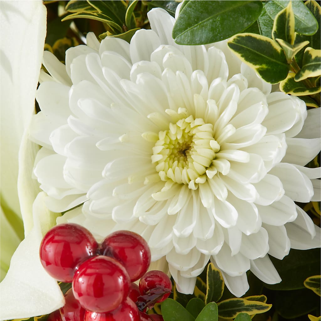 Festive Moments Tree – MC SHANES FLORIST & GREENHOUSE INC, Belle Vernon PA