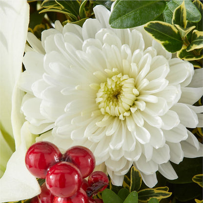 Festive Moments Tree – MC SHANES FLORIST & GREENHOUSE INC, Belle Vernon PA