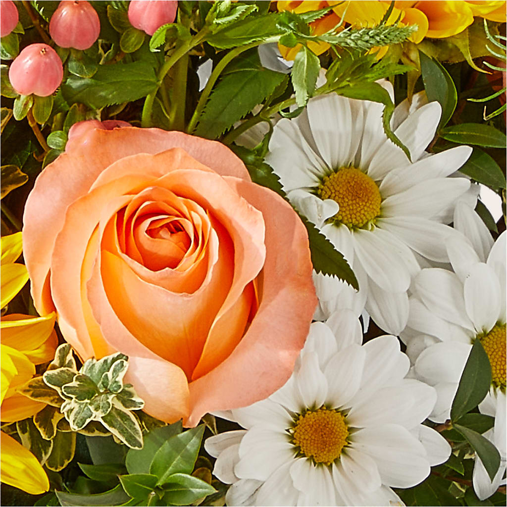 The Good Life Bouquet – MC SHANES FLORIST & GREENHOUSE INC, Belle Vernon PA