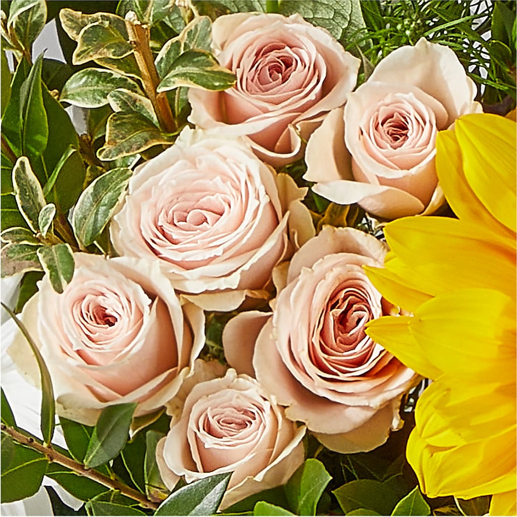 The Good Life Bouquet – MC SHANES FLORIST & GREENHOUSE INC, Belle Vernon PA