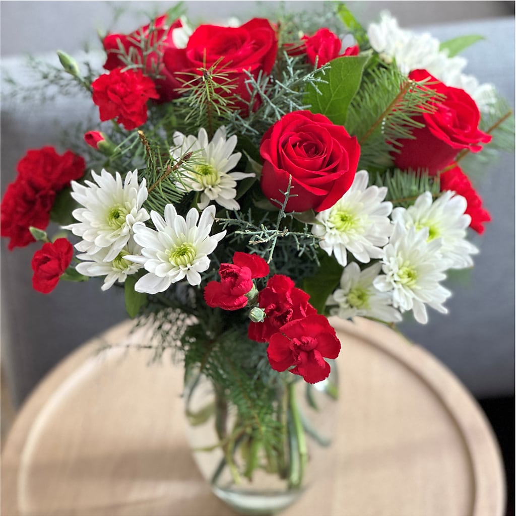 Seasonal Magic Bouquet – MC SHANES FLORIST & GREENHOUSE INC, Belle Vernon PA