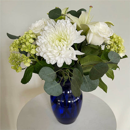 Snowy Dreams Bouquet – MC SHANES FLORIST & GREENHOUSE INC, Belle Vernon PA