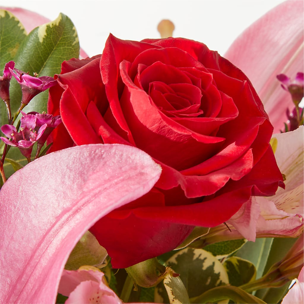 Lucky in Love Bouquet – MC SHANES FLORIST & GREENHOUSE INC, Belle Vernon PA