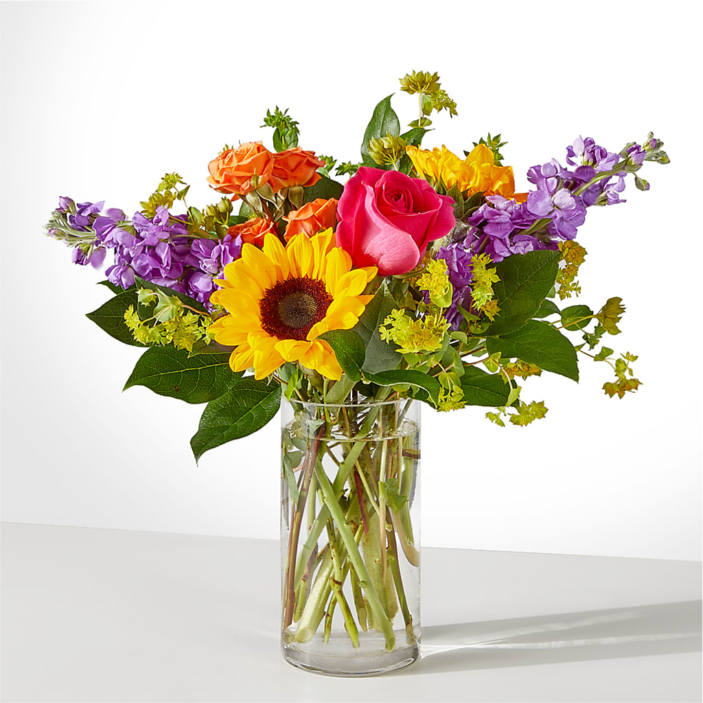 Vibrant Greetings Bouquet – MC SHANES FLORIST & GREENHOUSE INC, Belle Vernon PA