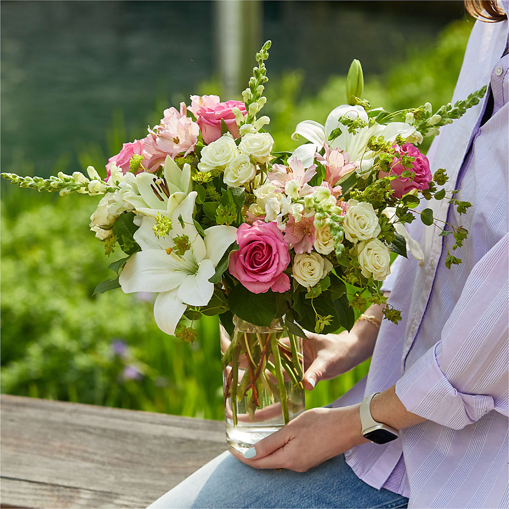 Fondly Bouquet – MC SHANES FLORIST & GREENHOUSE INC, Belle Vernon PA