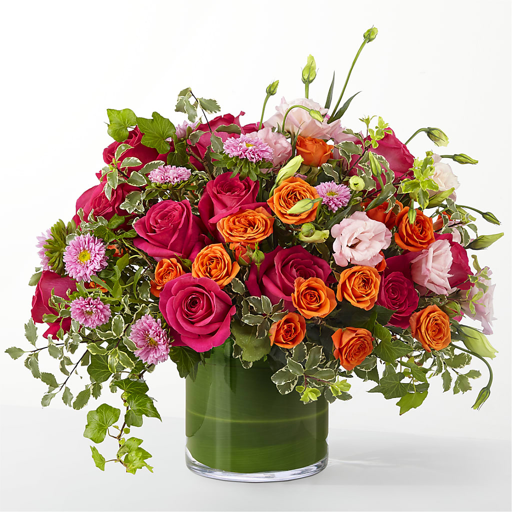 The Trendsetter – MC SHANES FLORIST & GREENHOUSE INC, Belle Vernon PA